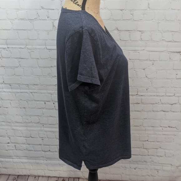 Merona Basic T-shirt Large - Picture 4 of 5